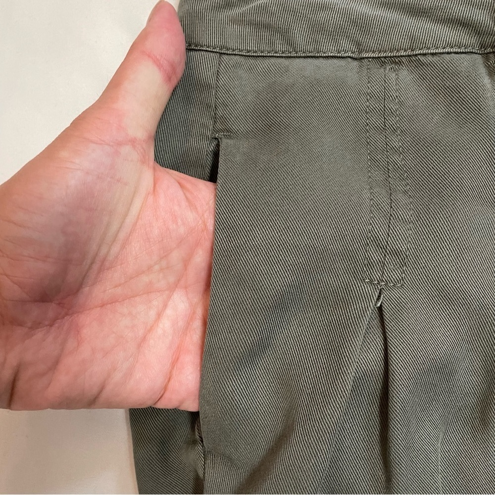 NWT New Velvet Heart Laurent Pleated Olive Jogger Size L - Picture 8 of 10